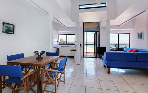Komune Resort And Beach Club Greenmount Beach - Accommodation in Bendigo 12