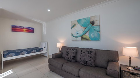 Bilinga Beach Motel - Accommodation in Bendigo 36