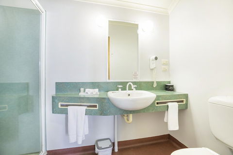 Downs Motel - Accommodation in Bendigo 8