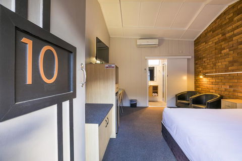 Downs Motel - Accommodation in Bendigo 3