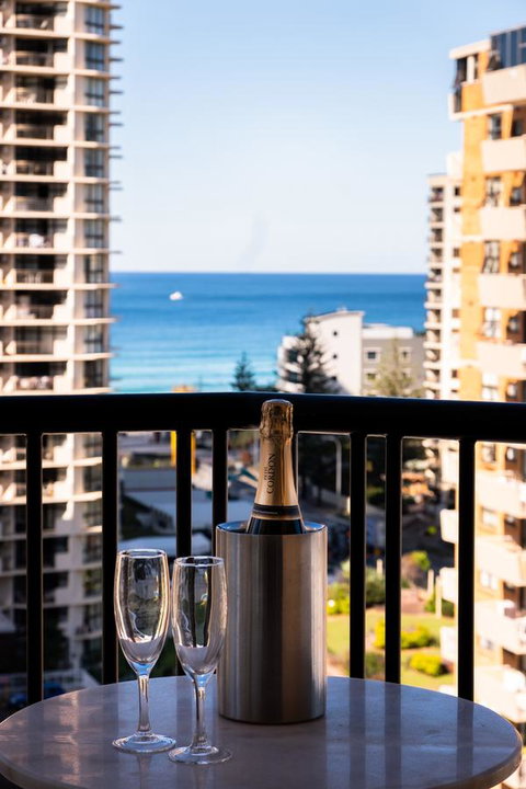 The Island Gold Coast - Accommodation in Bendigo 19
