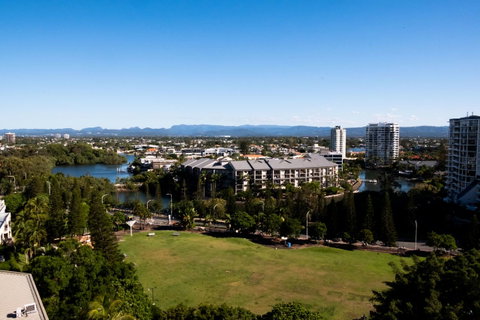 The Island Gold Coast - Accommodation in Bendigo 22