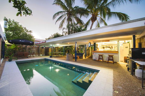 Cosmopolitan Motel & Serviced Apartments - Accommodation in Bendigo 1