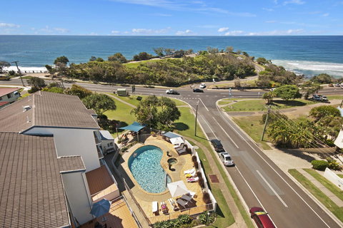 Pandanus Coolum Beach - Accommodation in Bendigo 0