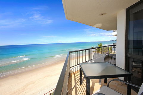Spindrift On The Beach - Absolute Beachfront - Accommodation in Bendigo 11