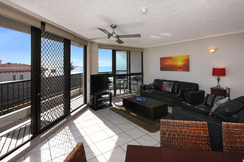 Spindrift On The Beach - Absolute Beachfront - Accommodation in Bendigo 39