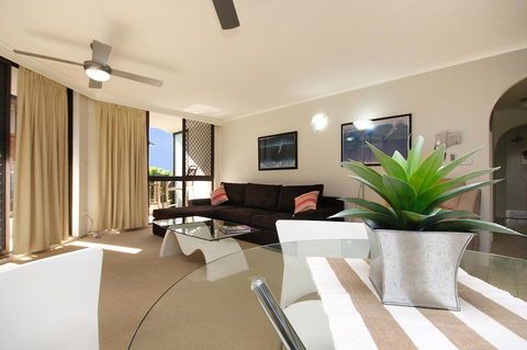 Spindrift On The Beach - Absolute Beachfront - Accommodation in Bendigo 8