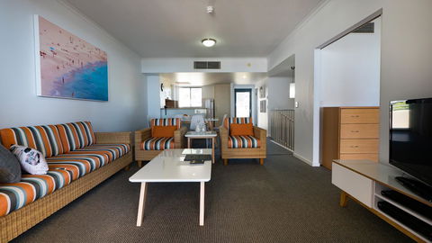 Swell Resort Burleigh Heads - Accommodation in Bendigo 26