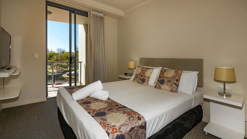Swell Resort Burleigh Heads - Accommodation in Bendigo 34