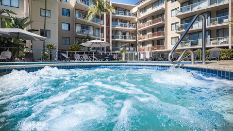 Swell Resort Burleigh Heads - Accommodation in Bendigo 12