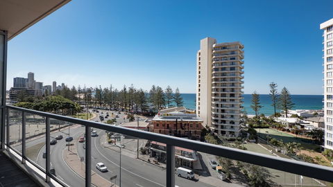 Swell Resort Burleigh Heads - Accommodation in Bendigo 32