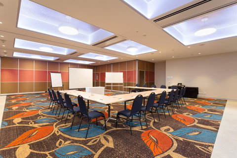 Calamvale Hotel Suites And Conference Centre - Accommodation in Bendigo 12