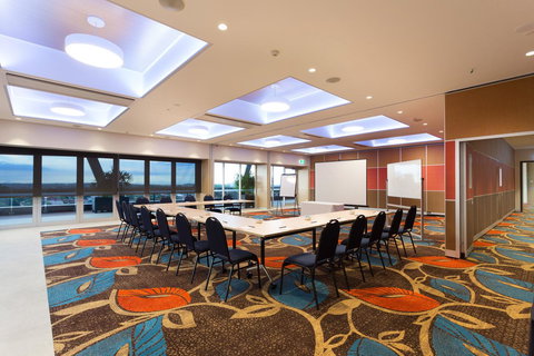 Calamvale Hotel Suites And Conference Centre - Accommodation in Bendigo 10