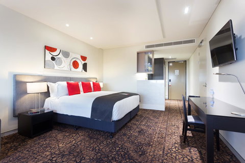 Calamvale Hotel Suites And Conference Centre - Accommodation in Bendigo 3