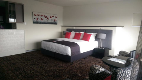 Calamvale Hotel Suites And Conference Centre - Accommodation in Bendigo 22
