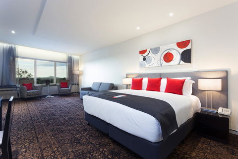 Calamvale Hotel Suites And Conference Centre - Accommodation in Bendigo 5