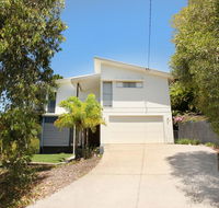 224 Centenary Heights Road Coolum Beach 500 Dollar Bond Linen Included - Accommodation in Bendigo