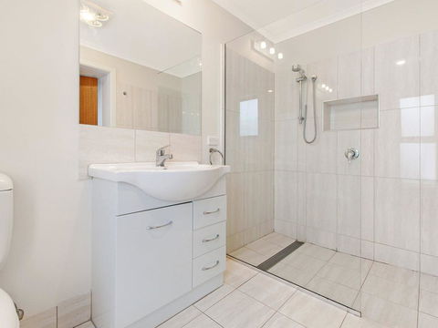 Waters Edge - Accommodation in Bendigo 2