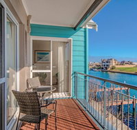Waters Edge Apartment with Jetty - Accommodation in Bendigo