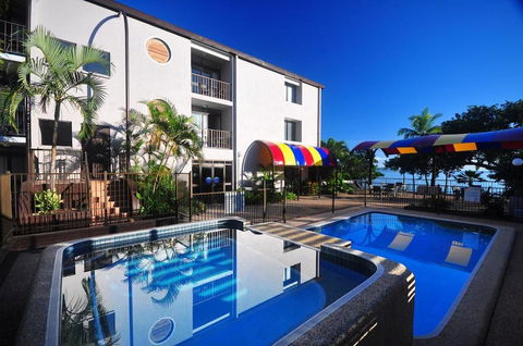 Waters Edge The Strand - Accommodation in Bendigo 0