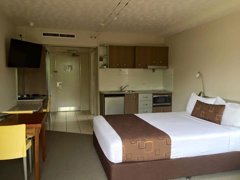 Waters Edge The Strand - Accommodation in Bendigo 1
