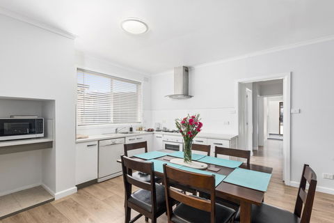 Wattle Grove Villa - Accommodation in Bendigo 0