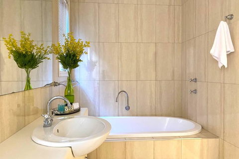 Wattle Terrace - Accommodation in Bendigo 3