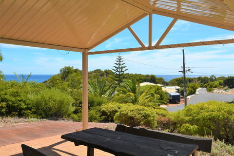 Wave Walk - Accommodation in Bendigo 0