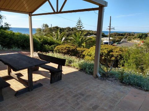 Wave Walk - Accommodation in Bendigo 1