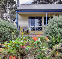 Waverley House Cottages - Accommodation in Bendigo