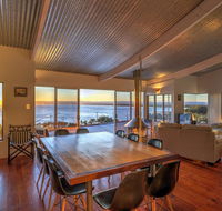 Waves - Accommodation in Bendigo
