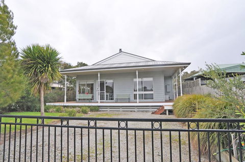 WELCOME BREAK - PET FRIENDLY - Accommodation in Bendigo 0