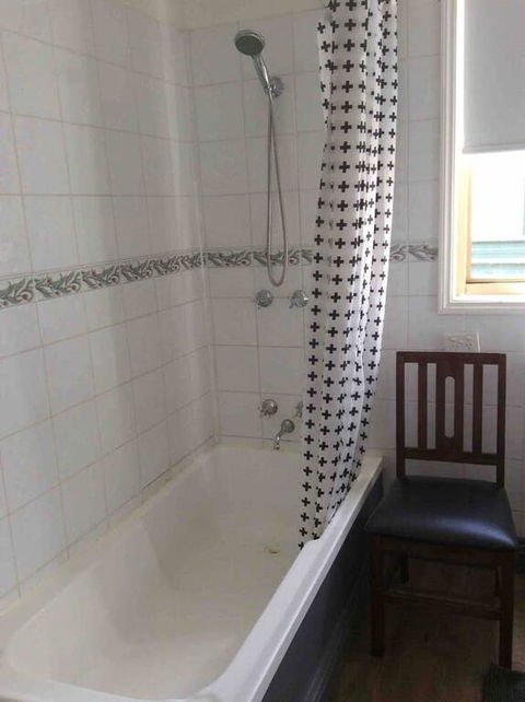 Welcome Stranger Cottage - Accommodation in Bendigo 3