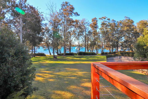 Wemberley Lakehouse - Accommodation in Bendigo 3