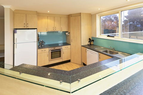 Wendaleigh 8 - Central Unit - Accommodation in Bendigo 2