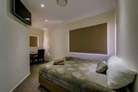 Western Downs Motor Inn - Accommodation in Bendigo 3