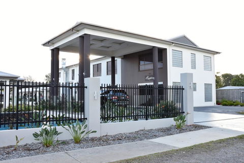 Western Downs Motor Inn - Accommodation in Bendigo 0