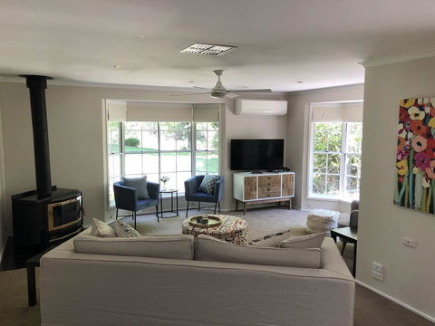 Westwood Lodge Apartments - Accommodation in Bendigo 1