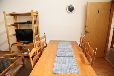 Whispering Pines 1 - Accommodation in Bendigo 2