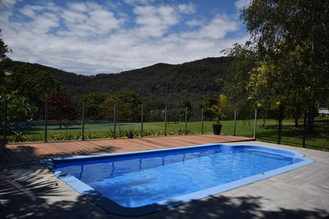 Whispers At Cedar Grove - Accommodation in Bendigo 2