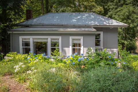 White Gates - Accommodation in Bendigo 2