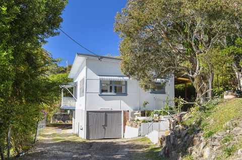 Whitecaps, 26 East Street - Accommodation in Bendigo 0