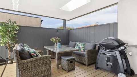WHITEHAVEN - MORNINGTON - Accommodation in Bendigo 2