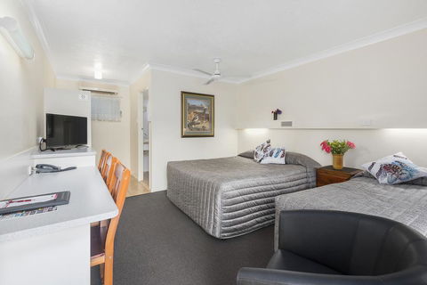 Whiteoaks Motel & Lodges - Accommodation in Bendigo 2