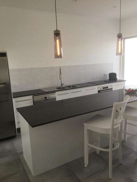 WhiteSands - Accommodation in Bendigo 1