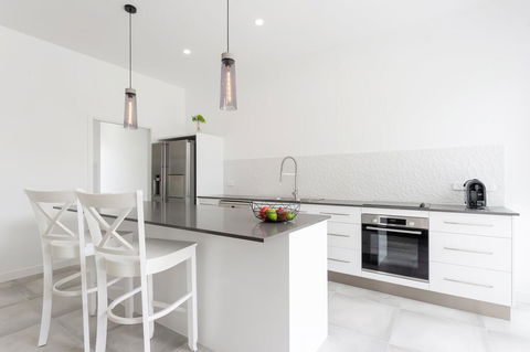 WhiteSands - Accommodation in Bendigo 3