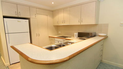 Whitesands G2 - Main Beach Location - Accommodation in Bendigo 1