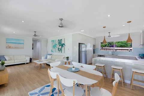 Whitsunday Palms - Accommodation in Bendigo 0