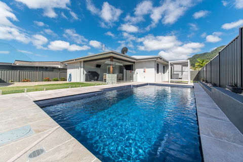 Whitsunday Sands - Accommodation in Bendigo 0
