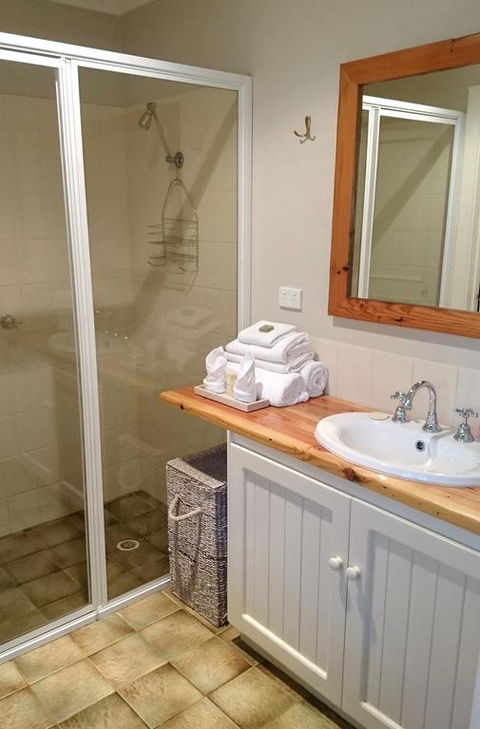 William Bay Cottages - Accommodation in Bendigo 3